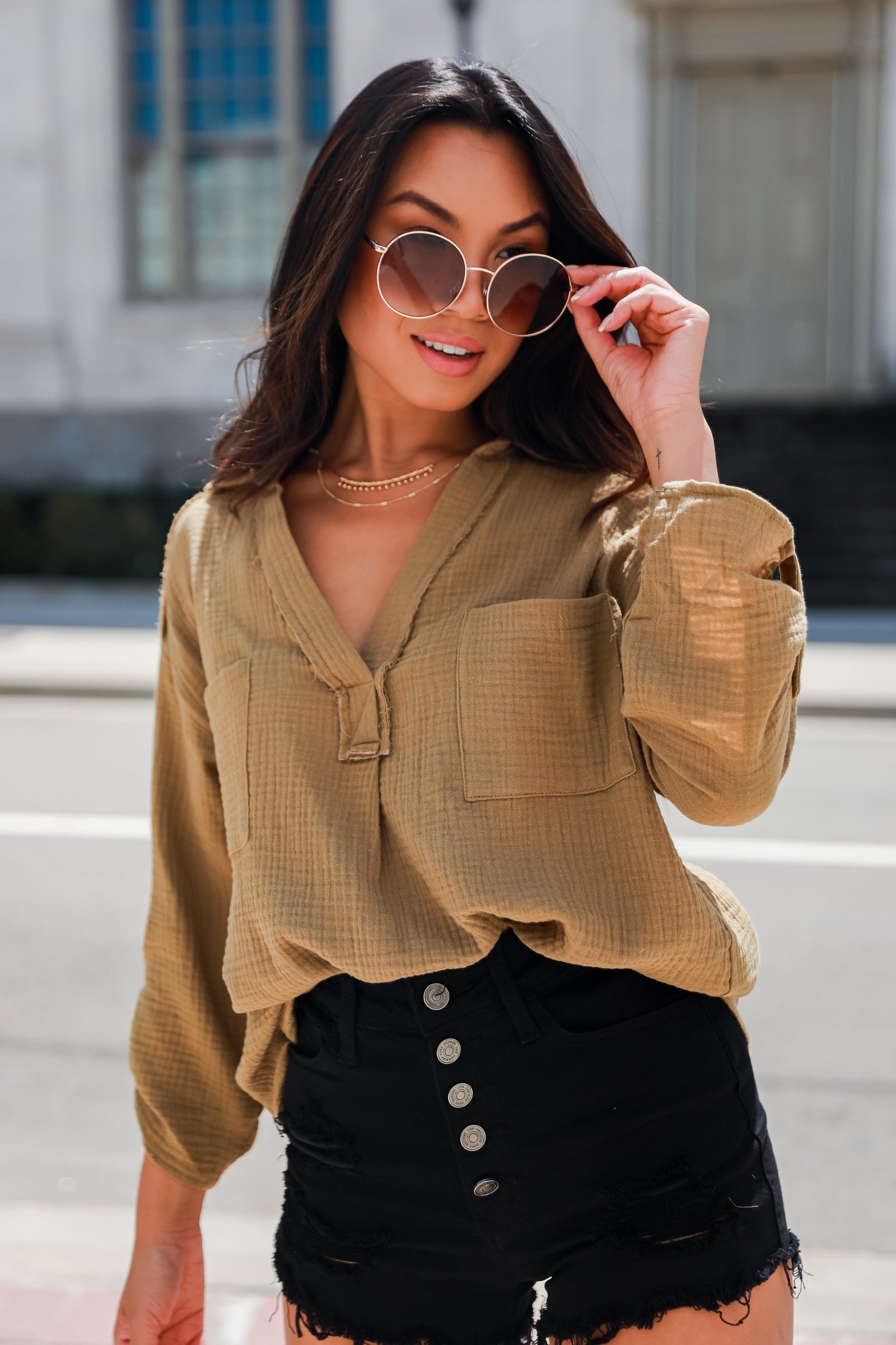 Timeless Class Linen Blouse